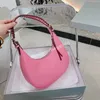 Élégant sac à main de luxe classique sac en cuir souple croissant sacs épaule Hobo cosmétique demi-lune baguette sous les bras sac à main bandoulière chaîne en métal