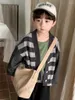 Jackor hjort Jonmi 2024 Spring Baby Boys Striped Cardigan Coats Korean Style Children Denim Patchwork Ytterkläder Kidskläder