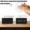 Skrivbordsklockor trä fyrkantiga led smarta väckarklockor för sovrum digital sängklocka med temperatur röstkontroll skrivbordsklocka
