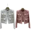 Новая женская дизайнер превышает сотню модных роскошных розовых розовых белых курток для женской модели сладкая стареющая леди модель металлическая пряжка твид