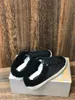 Scarpe da donna di lusso stella Sneakers Slip-on Scarpe pelose Argento lucido Classico bianco Do-old Dirty Designer Uomo Donna Scarpa casual Personalizzata