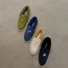 2024 Nouvelles chaussures habillées Designer Charms Walk Moccasins pour femmes Landes Locages Favorites Plate-forme de piane Casual Shoe Hiver Indoor Hike Outdors Travel Randonnée Low Sneakera