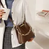 Golden Thicken Chain Bucket Bag Women Luxury Desiger Chic Black Shoulder Crossbody Bags Female Vintage Pu Leather Handväska