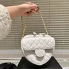 Ünlü çift mektup tasarımcı kadın omuz çantası moda elmas kafes zinciri gerçek deri crossbody çanta fransız marka yüksek kaliteli düz renkli aşk çantası