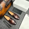 Sapatos de couro masculinos de grife de luxo da moda com punhos de couro, corte baixo feito à mão, tamanhos 5 a 10, banquete de casamento, estilos de primavera e verão