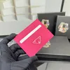 Футляр для визитных карточек с подписью Новый женский держатель для паспорта Роскошный кошелек для монет Модный мини-кошелек Держатель для кредитных карт Длинный кошелек Ультратонкий зажим для денег Компактный розовый