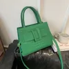 Sac à bandoulière pour femmes en gros d'usine 8 couleurs sac fourre-tout en crocodile rétro grand sac à main en cuir gaufré élégant sac à dos pour femmes de couleur unie 329 #