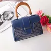 2022 Nya mini Saigon axelväskor Kvinnor läder gooya luxurys designers plånbok läder handväska trähandtag messenger väska i290t