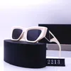 2024 مصمم العلامة التجارية الجديد نظارة شمسية للأزياء نساء مربعات Simple Sun Glasses Triangle Mark للجنسين ظلال فاخرة