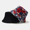 Cappelli a tesa larga Cappelli a secchiello 2021 Nuova moda Cappello Panama Fiore rosa Cappelli a secchiello Cappelli estivi floreali da sole per le donne Berretto da pescatore in cotone J240120