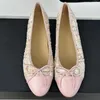 Ballerine classiche da donna Punta tonda di alta qualità con decoro con fiocco dolce Slip On Comoda suola morbida in vera pelle Scarpe basse di design femminile