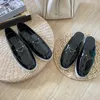 Loafer Slides Slippers Comfort Sandaal Stuk Geborsteld Leer Dames Casual Schoenen Driehoek Patent Oxford Jurk Schoenen Luxe Dames Klassieke Matte Outdoor Sneakers