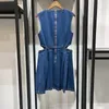 Designer Dress 2024 Retro Round Neck High Waist Slim and Versatile Design Feel Sleeveless Denim Dress for Women
