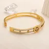 New Bracelets Frauen Armreifen Luxus aushöre Designer 18K Gold plattiert Edelstahl Rosegoldliebhaber Armreifen Armband ZG2426
