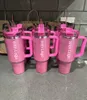 Bien vendre 1: 1 Même livraison gratuite Tout en stock Gobelets Quencher de 40 oz Saint Valentin Flamant rose pastèque rouge Flamant rose Tasse en acier inoxydable Poignée en silicone Couvercle