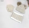 Luxe babymuts past bij designer kinderen Winter gebreide set Inclusief merkdoos Maat 3-12 Hoge kwaliteit driedelige warme muts + sjaal + handschoenen Jan20