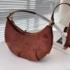 Die Moon Design Bag ist eine französische Designertasche voller Kreativität, Zartheit, Schönheit und hochwertiger Atmosphäre