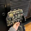 イブニングバッグ刺繍された女性用シルクプリントバンケットハンドバッグファッショナブルで軽量のクランプマウス女性用クロスボディバッグ