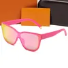 Lunettes de soleil de marque de luxe Lunettes de soleil de créateurs Lunettes de haute qualité Femmes Hommes Lunettes Femmes Verre de soleil UV400 lentille Unisexe AAA677