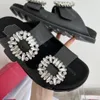 Lässige Hausschuhe, Designer-Sandalen, Slides, Schuhe, Klassiker, Kristall-Strass-Sandale für Damen, Leder, Blitzbohrer, Schnalle, mühelos stilvoll, Slipper mit flachem Boden