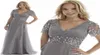 Elegant grå mamma till bruden klänningar kristallchiffong veckor rufsar korta ärmar chiffong plus size mor brudgum klänning kväll2255365