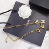 Modeontwerper 18K vergulde roestvrijstalen kettingen Choker Letter Hanger Verklaring Mode Dames Cubaanse ketting Bruiloft sieraden