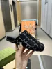 أحذية إكسسوارات النعال شريحة العلامات التجارية المصممين للسيدات رطبات صنادل جوفاء