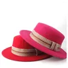 Berets 2024 Men Vrouwen Wool Fedora Flat Top Hat Winter Brim Friend Party Trilby Maat 56-58cm