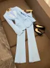 2024 Lente Hemelsblauwe Effen Kleur Tweedelige Broeksets Lange Mouw Notched Revers Single-Button Blazers Top + Flare Broek Broekset Tweedelige Pakken O4J152225