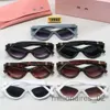 Mui Mui Güneş Gözlüğü Kadınlar Tasarımcı En Kalite Döngü Moda Sporları Polarize Yaz Vintage Sürüş Plajı Siyah Goggle Kelebek Güneş Gözlükleri 451