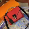 Классическая сумка-мессенджер, кожаные женские сумки на ремне высокого качества, сумка suqqre, сумки с цветочным принтом, сумки в стиле ретро, кошелек