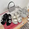 Lässige Hausschuhe, Designer-Sandalen, Slides, Schuhe, Klassiker, Kristall-Strass-Sandale für Damen, Leder, Blitzbohrer, Schnalle, mühelos stilvoll, Slipper mit flachem Boden