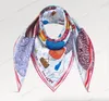 2024 TOP NEW SILK SCARF TOP LUXURYDESIGRER Märke SCARF FÖR WEMEN GIRL 100% Mulberry Silk Screen Printing Monogram Mönster Hard Box Mönster 10A Storlek 90*90cm M79151