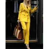 Abiti da uomo Abito da donna Due pezzi (giacca pantaloni) Chic Elegante femminile Occasioni formali Set di abbigliamento Conjuntos Para Mujeres 2 Piezas