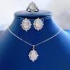 Ins fait à la main fleur pendentif bijoux de luxe étincelant taille émeraude blanc naturel Moissanite diamant pierres précieuses fête femmes promesse Clavicel collier cadeau