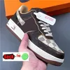 Designer Sneakers Retro Casual Schoenen Air Walking Sneaker Sportschoenen Borduren Klassieke Trainers Sneaker voor Mannen en Vrouwen Maat 35-46