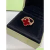 Band Rings Top Designer Ring Gift For Woman V-Gold 18K New Double Sided Rotating Four Leaf Flower Motif Red Jade Medal Chico Carved Wi Dhtng