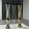 Ny design bröllop bord dekoration klart glas blomma vas dekor jarrones para dekoracion hög trumpet kon glas vaser bröllop mittstycke klart