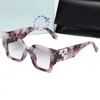 Luxe zonnebril merkontwerper voor mannen en vrouwen Zomerzonneschermbril Klassiek Vintage Anti-UV Fietsen Rijden Brillen Hoge kwaliteit