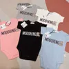 Macacão Bebê Meninas Macacões de Uma Peça Roupas de Algodão Menino Bodysuits Recém-nascidos Manga Curta Impresso Urso Designer de Luxo Desgaste Infantil Bonito Saco Triângulo Peido Tops