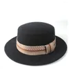 Berets 2024 Men Vrouwen Wool Fedora Flat Top Hat Winter Brim Friend Party Trilby Maat 56-58cm