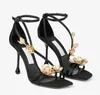 Top Luxe Luxe Merk Vrouwen Zea Sandalen Schoenen!! Elegante Metalen Bloemen Pumps Vierkante Teen Dame Hoge Hakken Zwart Satijn Bruiloft, Feest, Jurk, Avond EU35-41