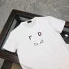 プラスサイズの男性TシャツデザイナーTシャツメンズデビルアイレタープリントグラフィックティーカジュアルハイストリート短袖トップラウンドネックコットン特大ティー