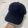 Loro Piana Hommes Femmes Casquettes Mode Casquette de baseball coton cachemire chapeaux équipés chapeaux été snapback broderie casquette plage chapeaux de luxe belle