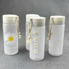 Vattenflaska Big Mouth Frosted Small Daisies som bär Twine Plastic Water Bottle Summer Trend Fashion Girls Casual Water Bottle 240122