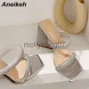 サンダルaneikeh Sandals Mules 2023 New Summer Crystal Triangle Thick Heel Slippersセクシーなストリート女性スクエアドレスパーティーシューズ