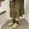 Simple Women's Closed Toe Slippers Cow Suede Leather Clogs Sandals For Women Retro Fashion Garden Mule Clog Slides