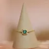 Anillos de racimo Diseño Cristal verde Cadena cuadrada Anillo para mujer Ajustable Retro Exquisito Luz Lujo para boda Joyería de plata