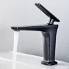 Rubinetti per lavandino del bagno Oro spazzolato / Bronzo lucidato a olio / Rubinetto in ottone cromato Miscelatore stile lavabo per acqua fredda e fredda