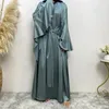 Abbigliamento etnico Abaya in mussola per donna Ramadan Abito lungo allentato islamico Moda Abito cardigan musulmano a maniche lunghe in raso